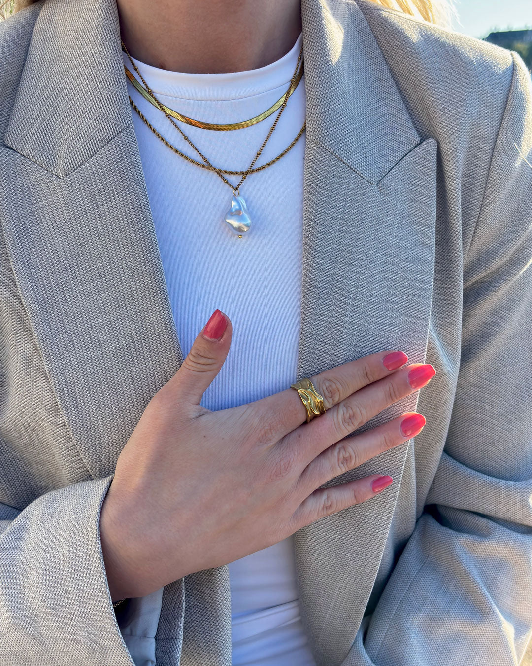 Mary Ann | Big Ring 18K Gold