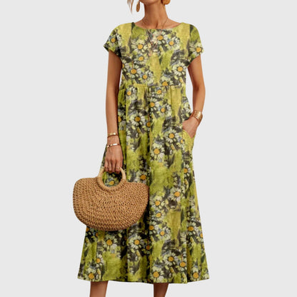 Vicki | Chic Floral Dress