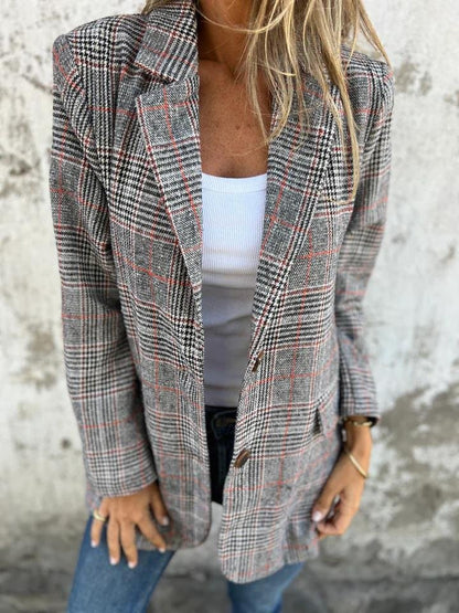 Svala | Elegant Checked Blazer for Winter