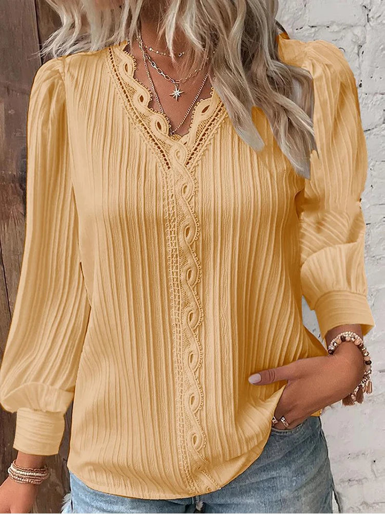 Cathrine | Blouse with Long Sleeves and V-Neck