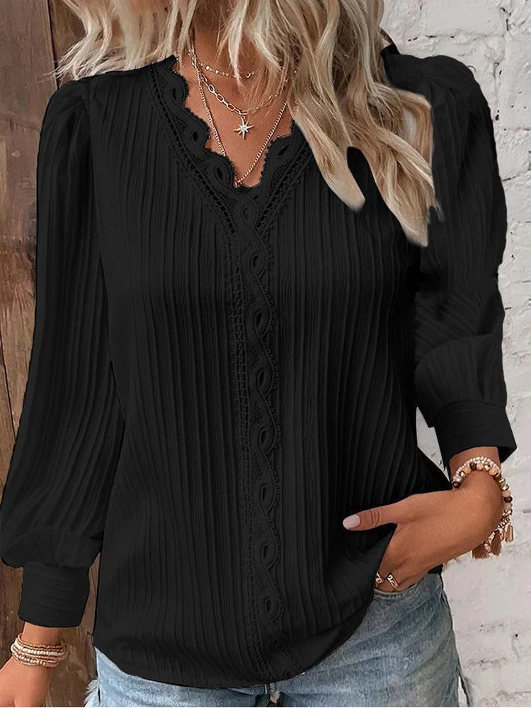 Cathrine | Blouse with Long Sleeves and V-Neck