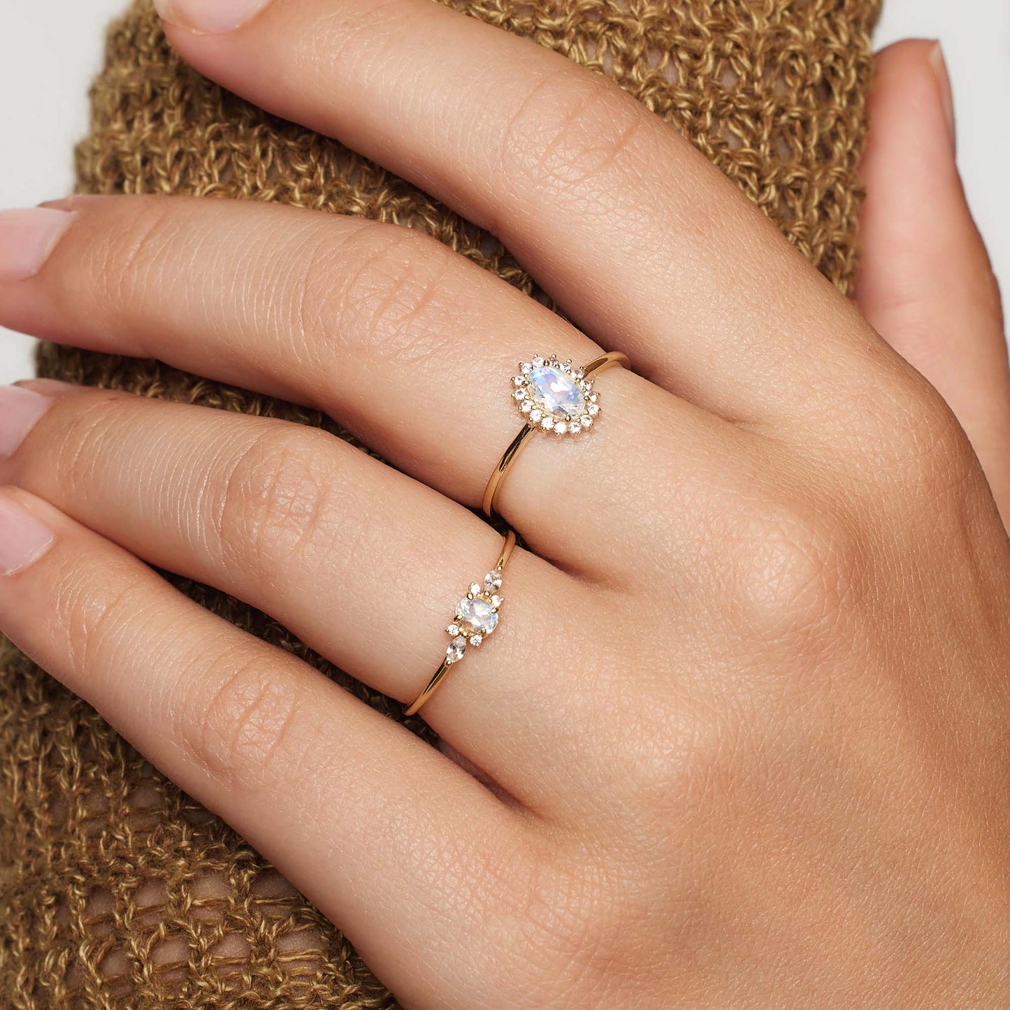 Megan | Violet Diamond Ring 18k Gold