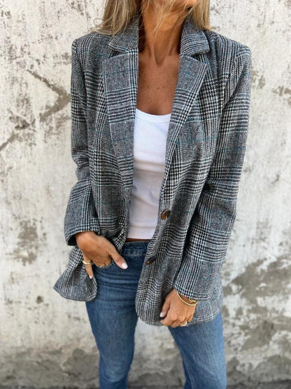 Svala | Elegant Checked Blazer for Winter