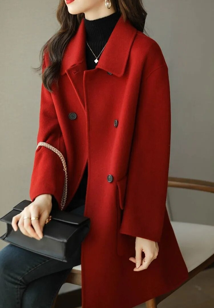 Thyra | Elegant Wool Coat